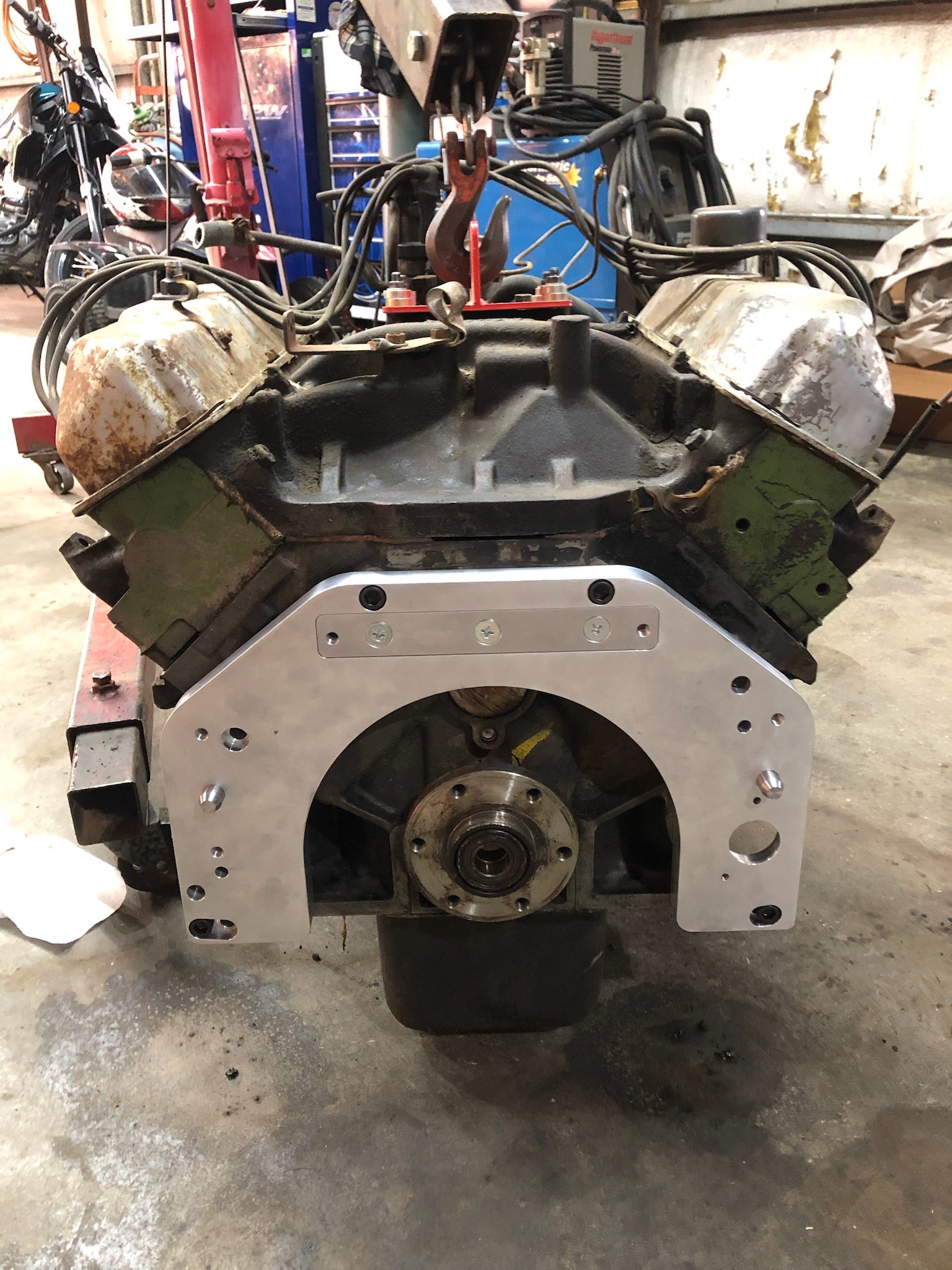 PAFO303: Ford FE (332/352/360/361/390/406/410/427/428) to Chevy/GM V8 Manual Transmission Adapter Kit