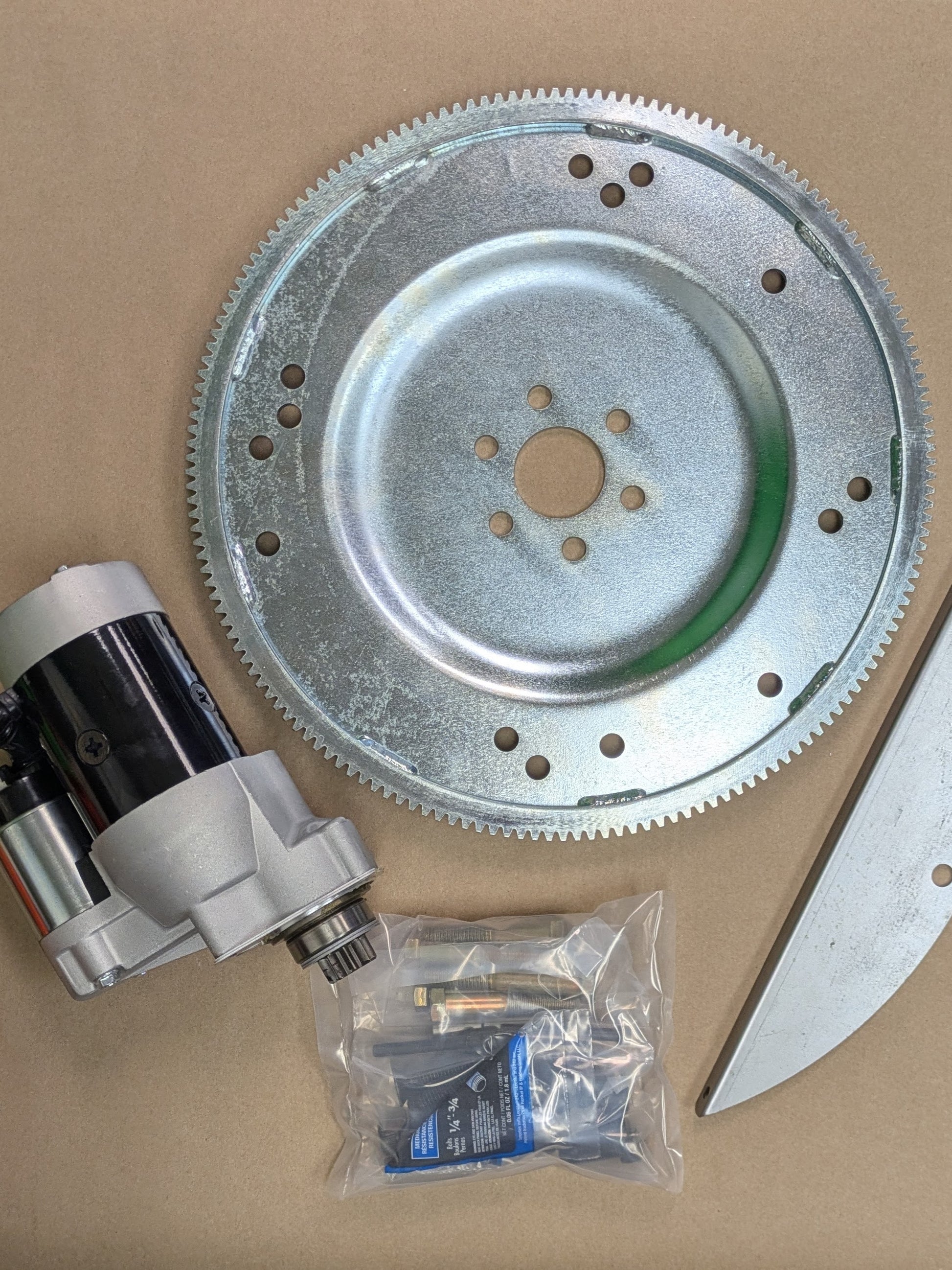 PAFO605: Ford Modular (Coyote) to Chevy/GM (ref.TH350/TH400) V8 Automatic Transmission Adapter Kit