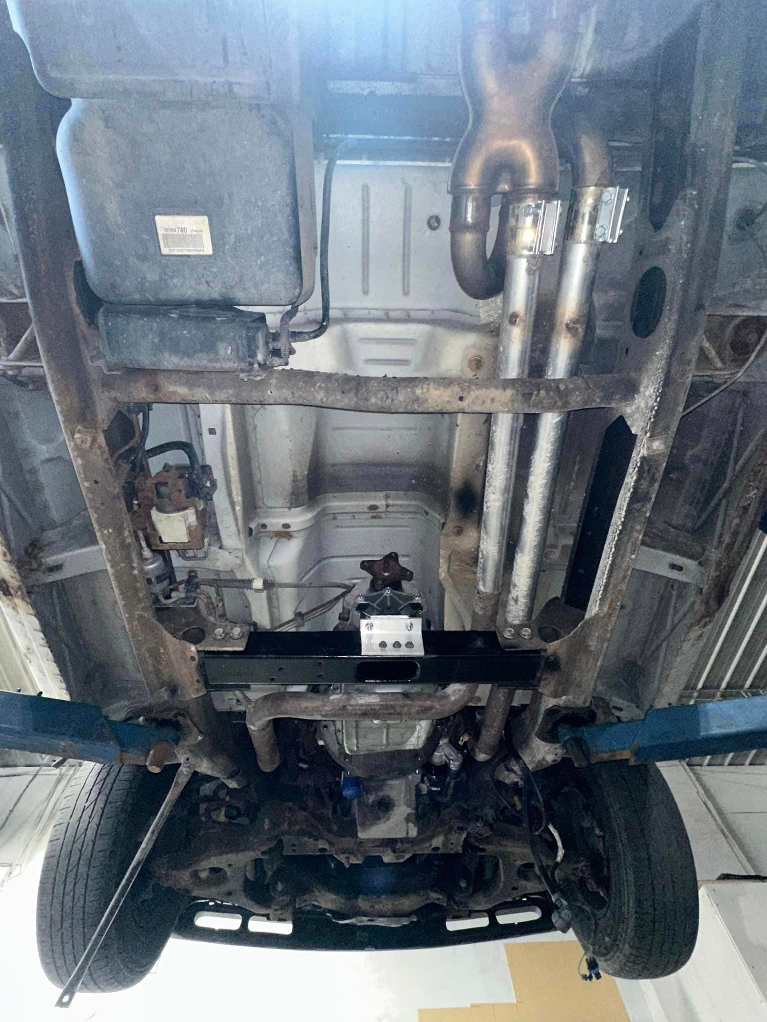 PACH301: Chevrolet LS1/2/3 to Ford Modular (ref.6R80) V8 or Ford Small Block (AOD) V8 Automatic Transmission Adapter Kit
