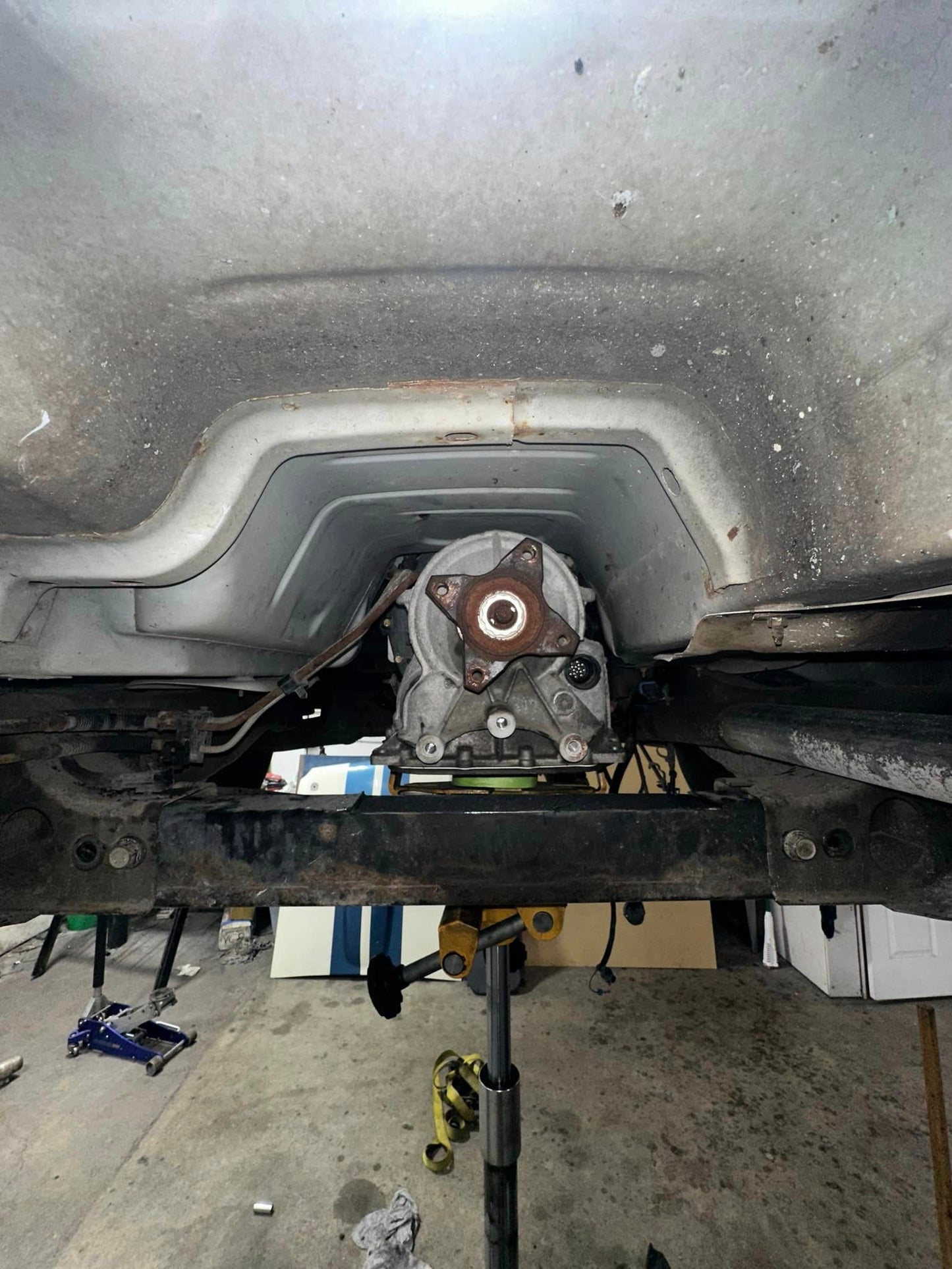 Chevy LS1/2/3 To Ford Modular (6R80 & 10R80) Or Small Block Ford Automatic