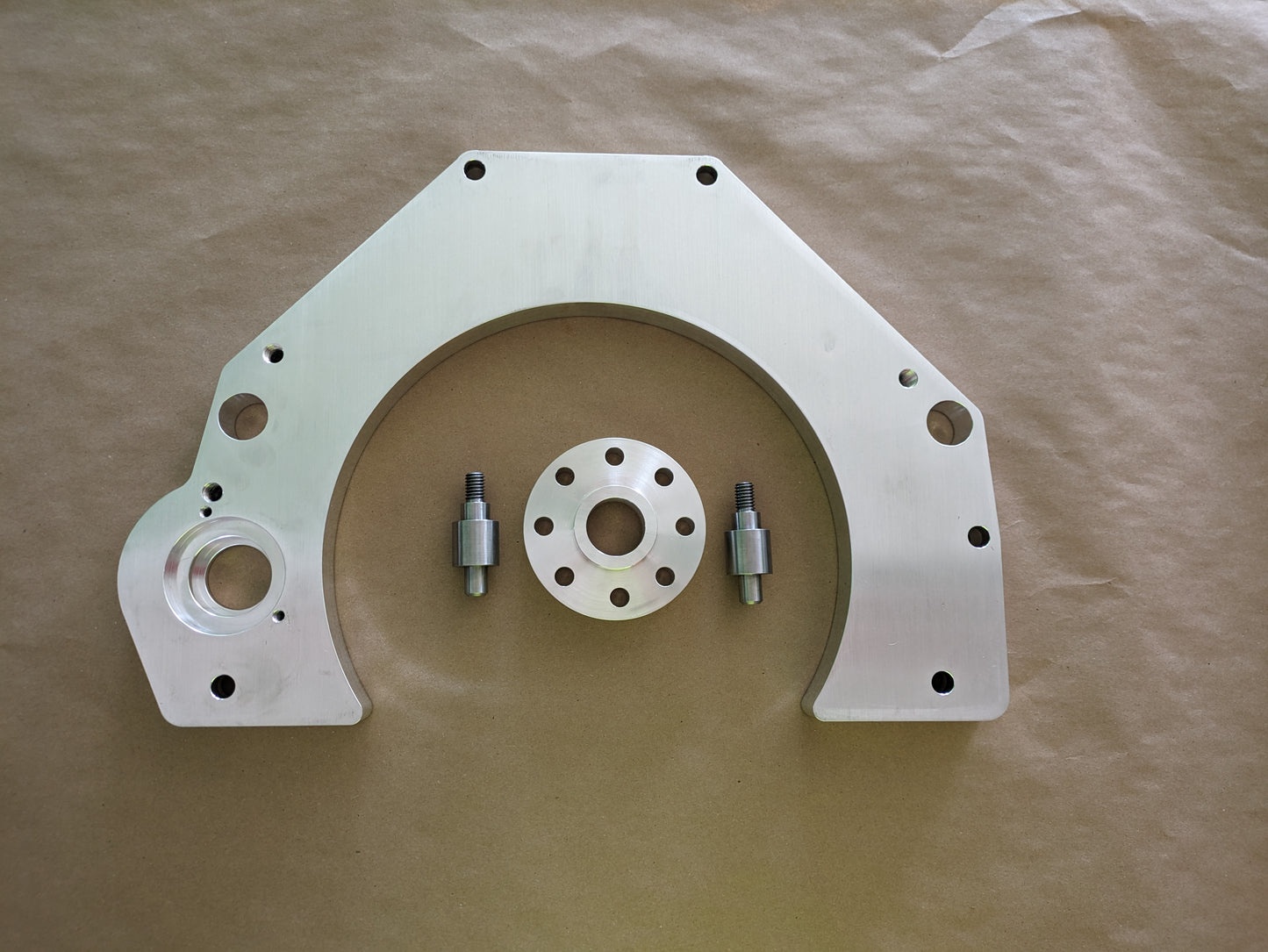 PAFO601: Ford Modular (Coyote) to Ford Small Block (AOD) V8 Automatic Transmission Adapter Kit